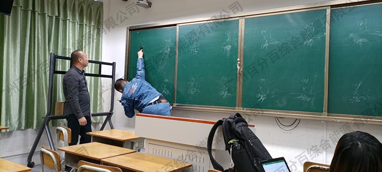 知用中學美（měi）術室（shì）教室護（hù）眼照明工程改造-5